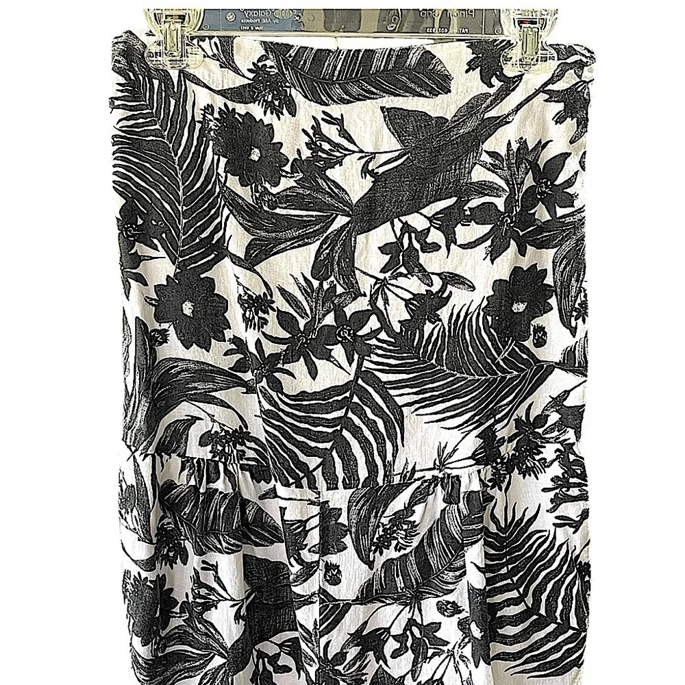 Zara Trafaluc Black & White Floral Linen Bandeau Strapless Jumpsuit Size Small